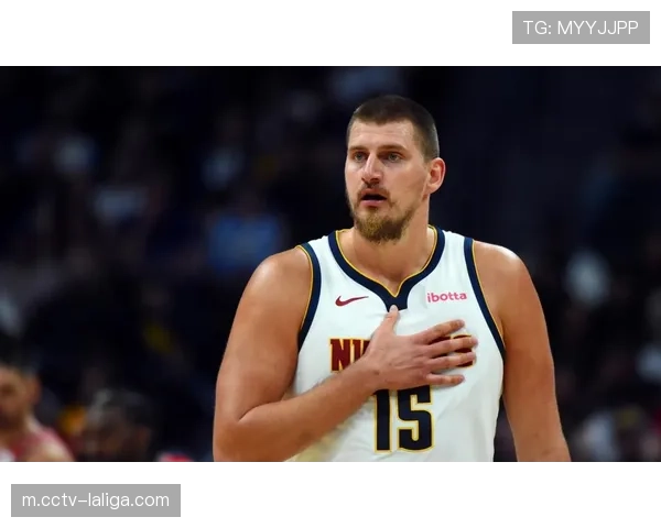 约基奇三双难阻掘金失利 个人数据与球队胜利控制力的辩证关系